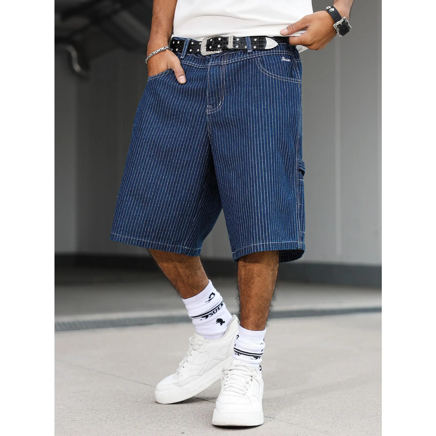 Men's Baggy Pinstripe Denim Jorts,Casual Loose Fit Stripe Jean Shorts,Retro Y2K Streetwear Wide Leg Skater Shorts,Summer Wabash Indigo Outfits