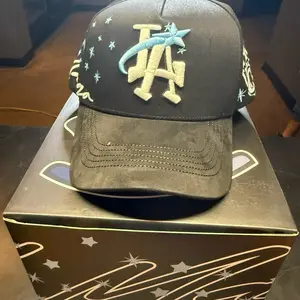 El MAGO BLUE HAT - 31 HAT