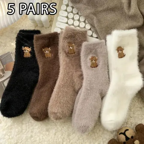 Women's Highland Cow Plush Thigh High Stockings - 3/5 Pairs, 3pairs Random Calf High, Cozy Winter Thermal, Cute Scottish Cow Face & Hooves, Soft Fluffy, Hand Washable, Cushioned, Sleepwear Footwear Sports Socks