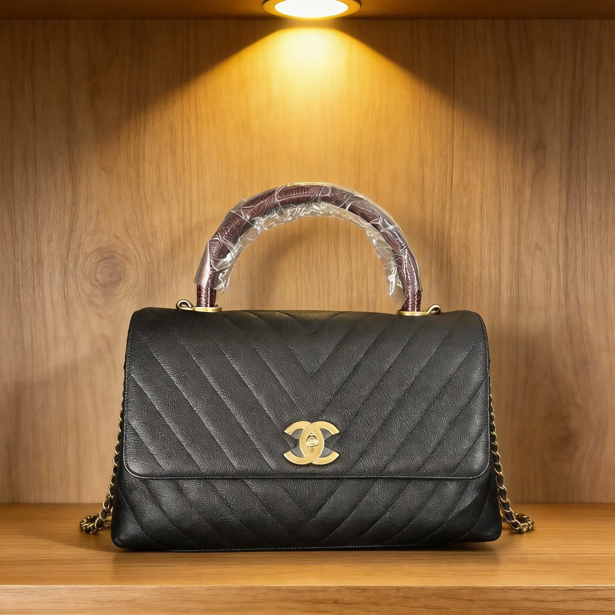 Pre-owned CHANEL Leather Shoulder Bag D0624194983