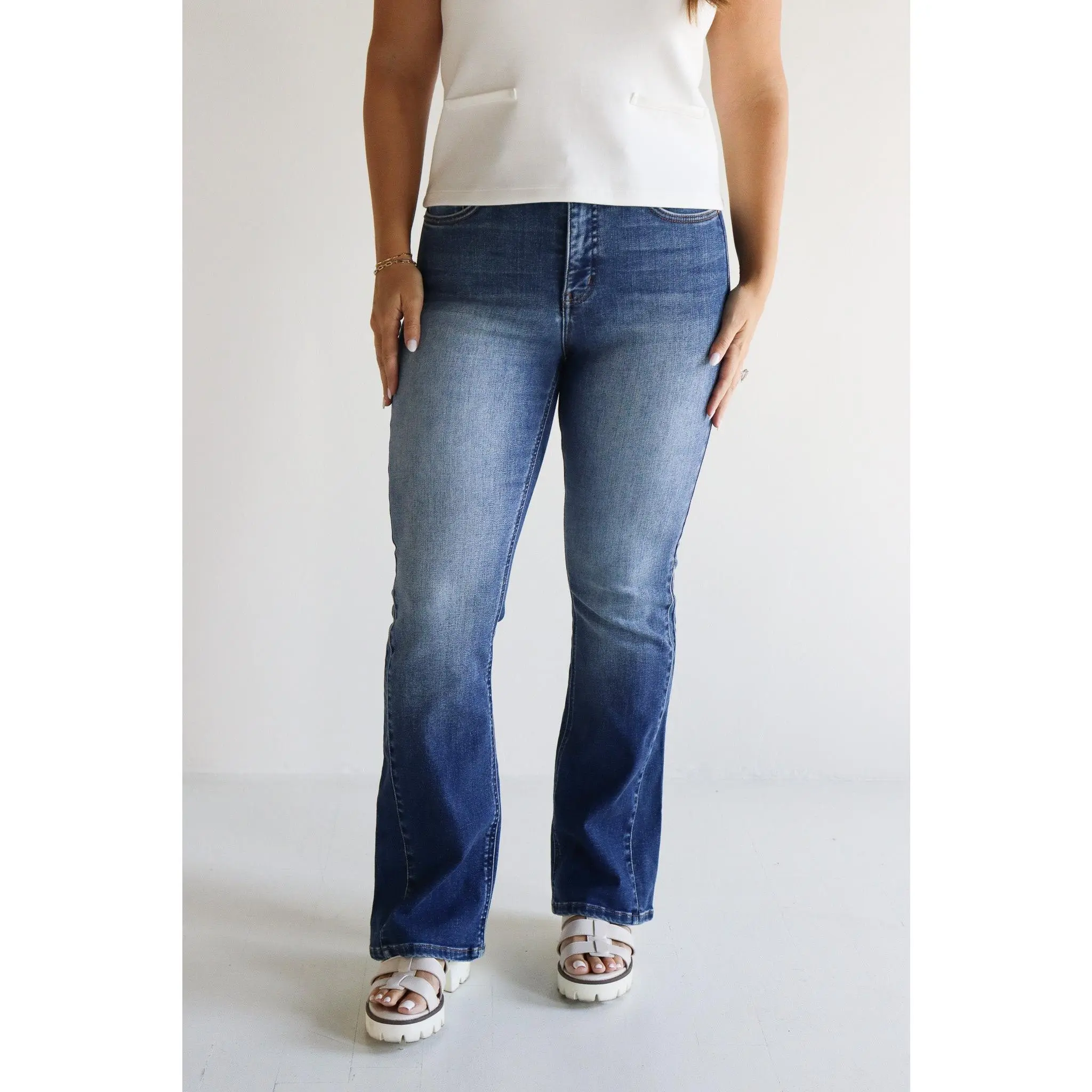 Tummy Control Bootcut Jeans - Medium Wash - V Side Seam