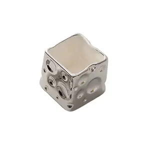 Light luxury style ceramic cheese storage jar, high aesthetic desktop storage container, stationery pen holder, cosmetics storage container