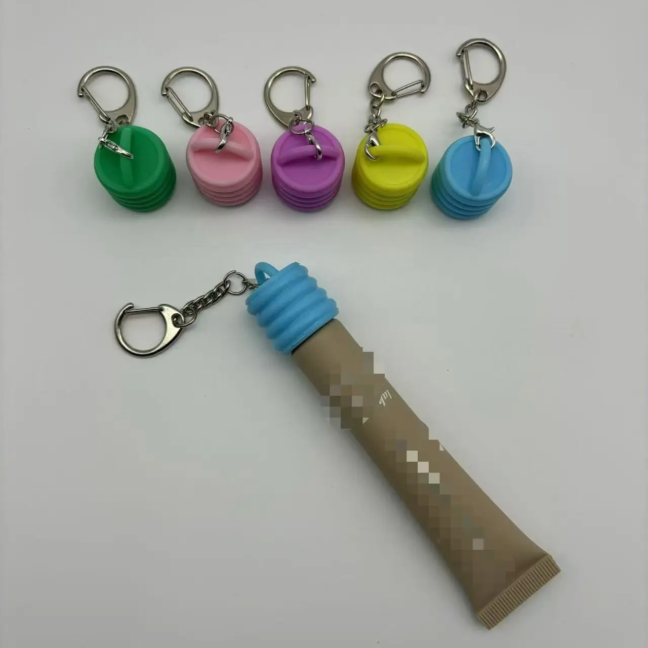 Lip Gloss Keychain Cap - Portable Replacement Keychain Cap for Lipgloss and Lip Balm