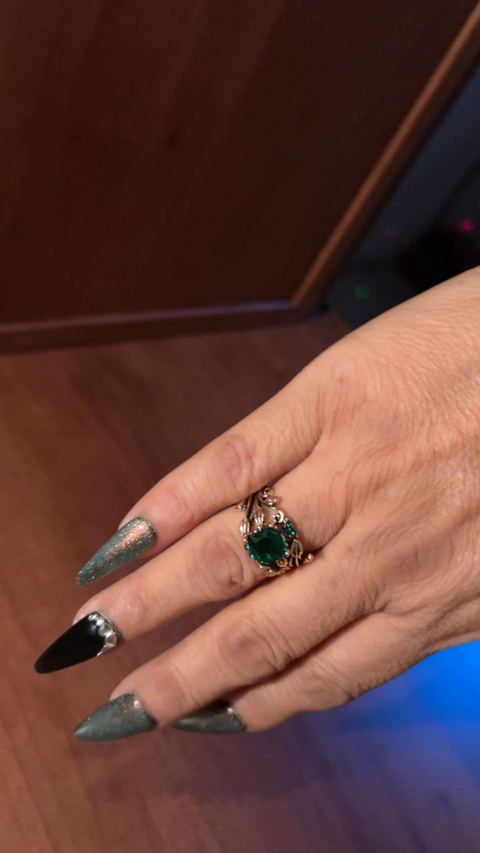 Item: scrap metal, 9