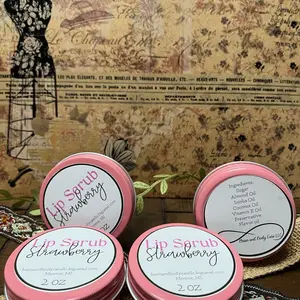 Natural Lip Scrub - Strawberry, Blueberry Lemonade, Cotton Candy, Peach, Watermelon, and Bubblegum. Moisturizing and Exfoliating for Comfortable Lips - Skincare.