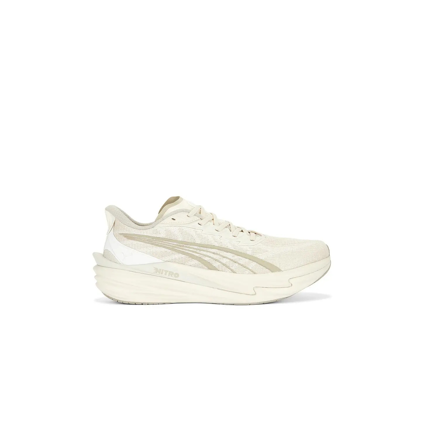 Puma Select Deviate Nitro 4 Sneaker in Alpine Snow & Warm White