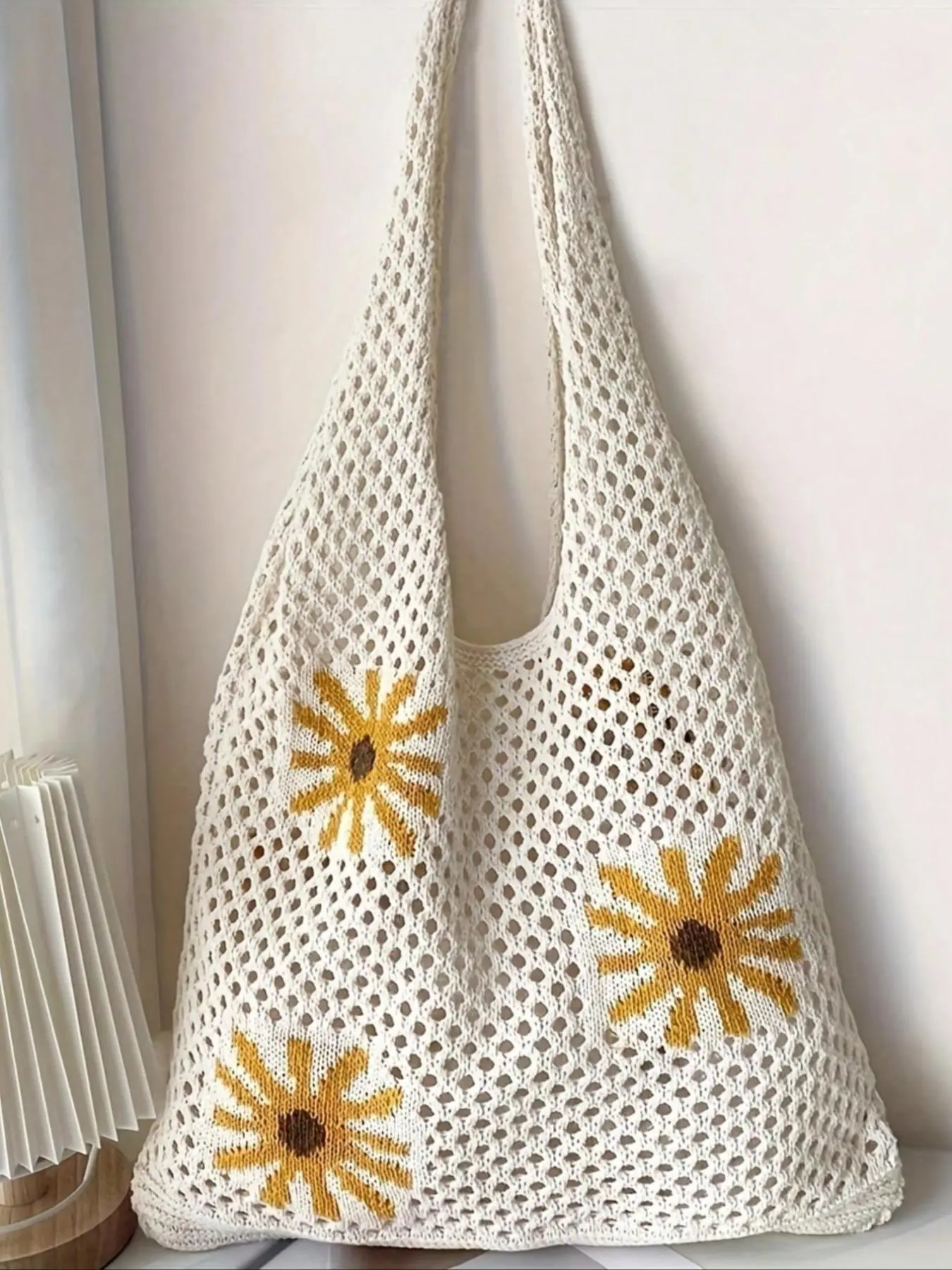Fashion Flower Pattern Crochet Tote Bag, Boho Style Casual Shoulder Bag for Beach Trips, All Seasons Ideal Handbag, Fashionable Patterned Bag, Casual Commuter Bag, Portable Shoulder Bags