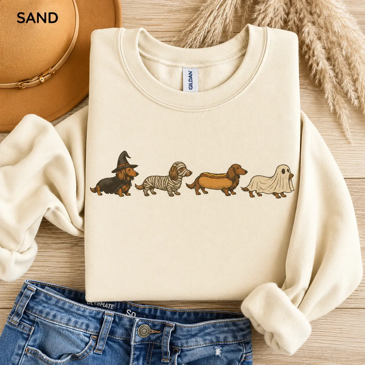 Halloween Wiener Dog Sweatshirt Funny Dachshund Costume Tee Retro Fall Graphic T-shirt Cute Dog Lover Gift Unisex Halloween Gift