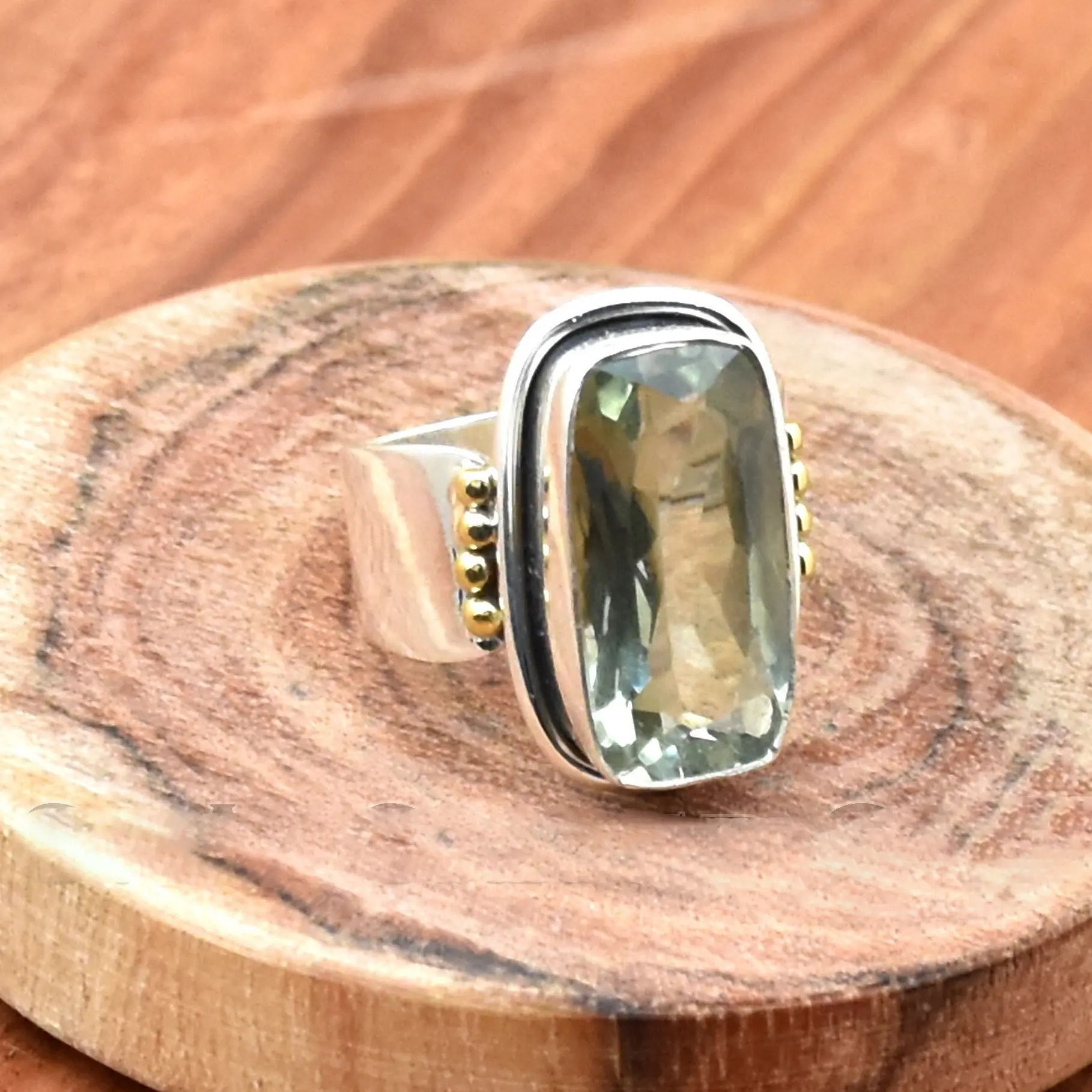 Elegant Two-Tone Women's Eye-Catching Ring, Exquisitely Set with Synthetic Crystals, Bohemian-Style Jewelry