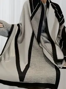 Plus Size Women's Geometric Pattern Warm Scarf, Soft Comfortable Color Block Shawl, Stylish Fall Winter Accessory for Ladies, Soft Fabric