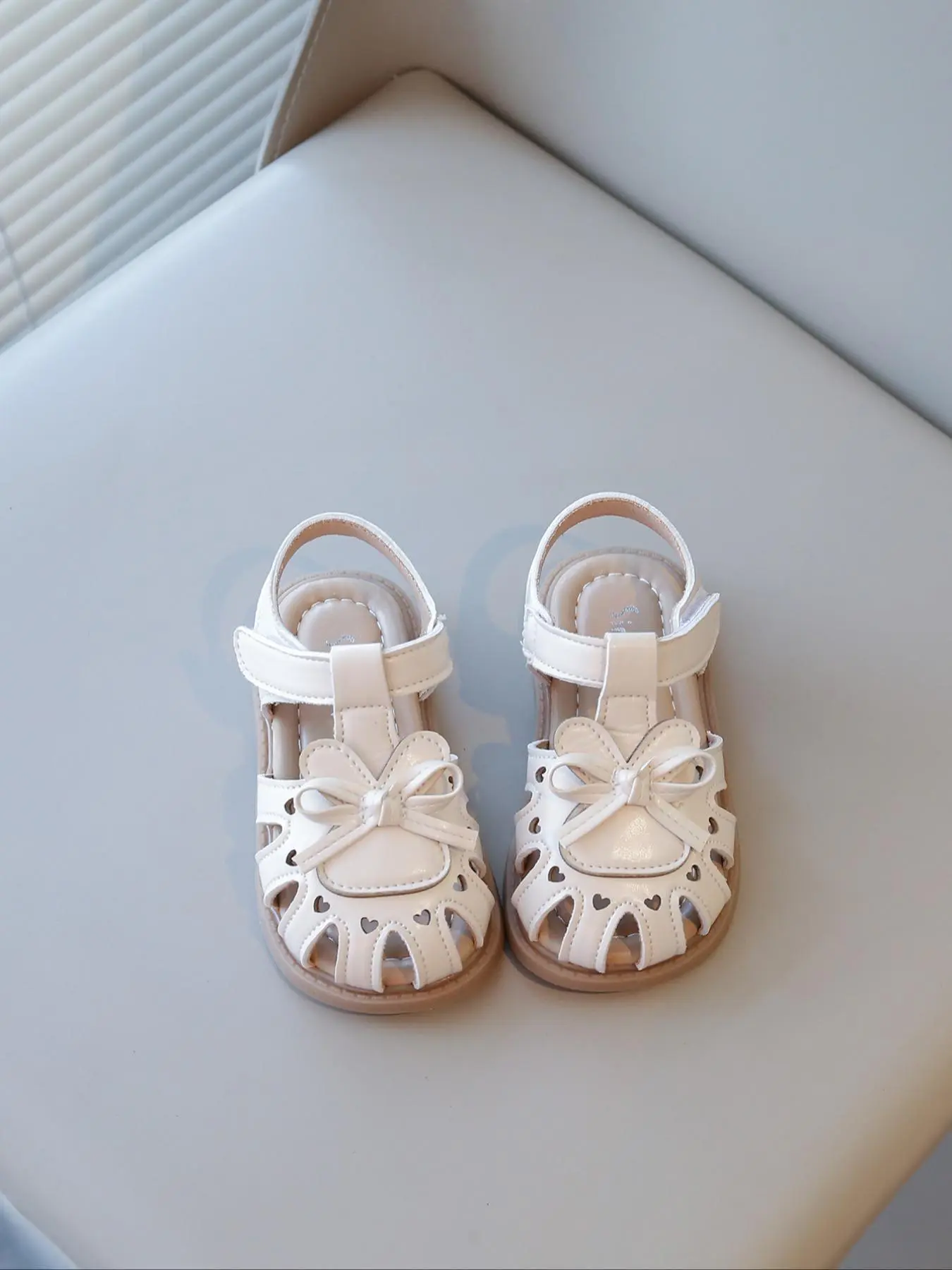 Girl's Bowknot Design Sandals, Casual Soft Sole Sandals for Summer, Lightweight Breathable Comfortable Shoes for Daily Wear, Casual Beach Sandals, Trending Sandals, Bow Slip Sandals, Cute Bow Sandals, Flat Beach Sandals