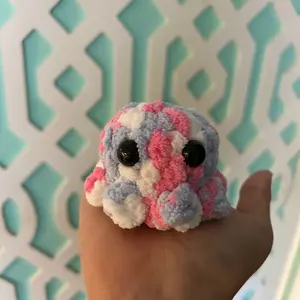 Mini octopus crochet plushie