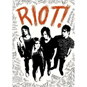 Paramore – Riot! – LP Club Print Poster Umframed