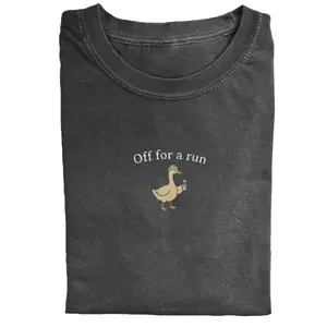 Runner Goose T-shirt,Retro Funny Vintage Graphic Tee,Unisex Funny Shirt,Gift For Men Women,Menswear Womenswear Streetwear Cotton Comfort011303