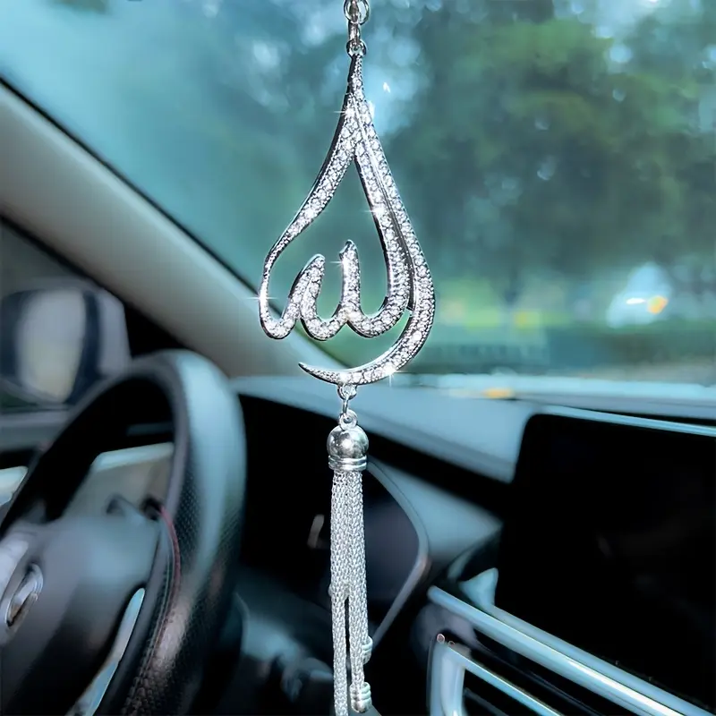A decorative crystal teardrop pendant engraved with the dashboard decoration ornaments of the Arab God-diamond cutting Islamic ceremony, with prayer beads, is a spiritual gift for Muslim friends and family for travel protection Ornate Religious Decor.
