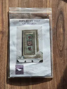 Twisted Threads - Itty Bitty Trio of Hearts - Cross Stitch Kit