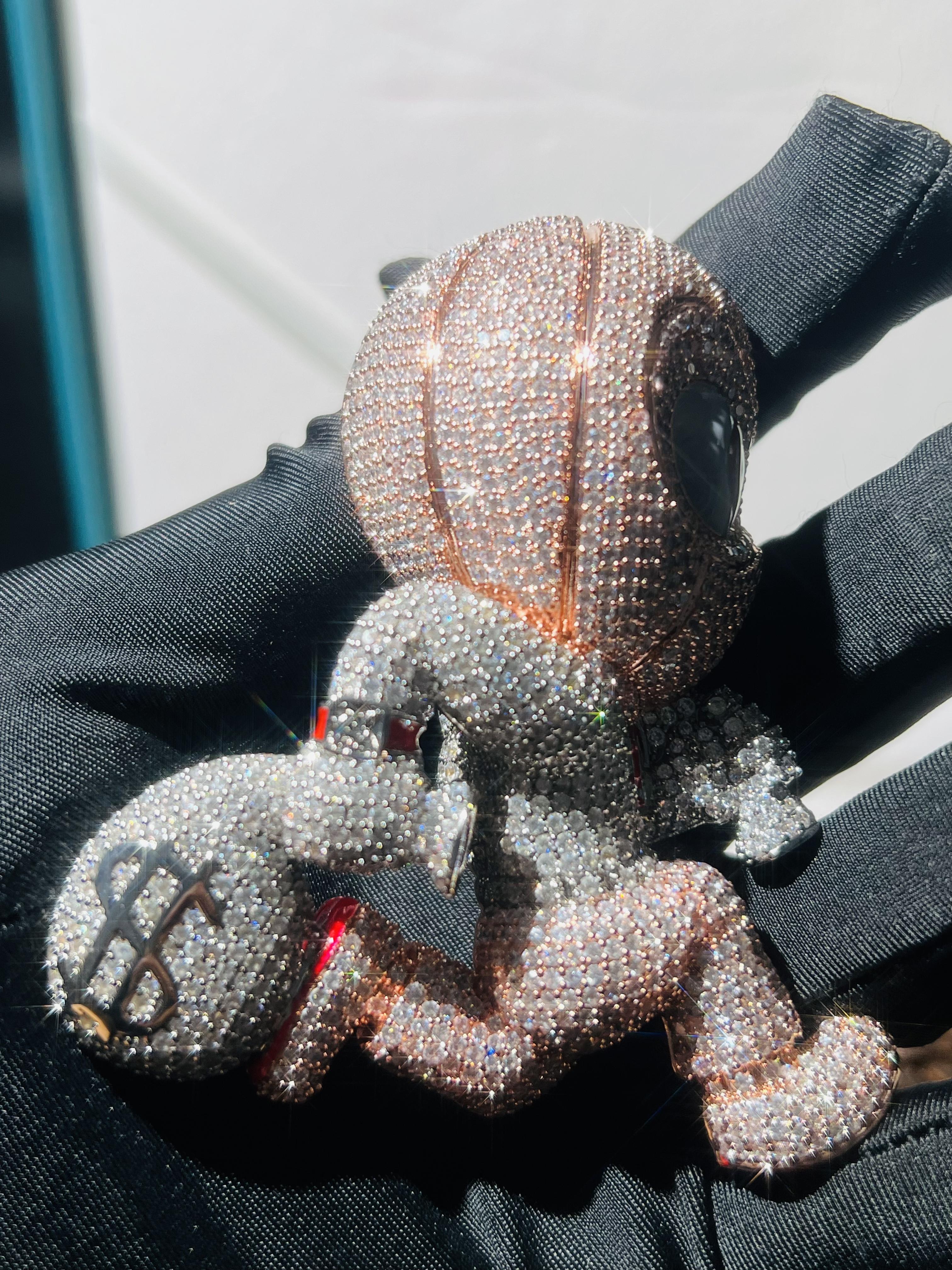 Personalized Thief Money Bag 3D Customized Hip Hop Pendant Premium Luxury Pendant with Ice Crystal Little Bald Head Pendant Luxury Valentine's Day Father's Day Mother's Day and Anniversary Gifts