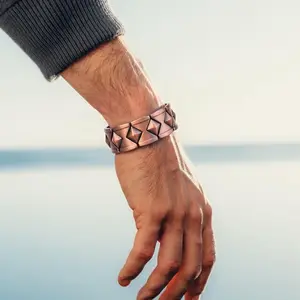 Feraco Magnetic Copper Bracelet for Men, Geometric Pyramid Style, 3800 Gauss Strong Magnets, 99.99% Pure Copper, Adjustable, Durable & Comfortable