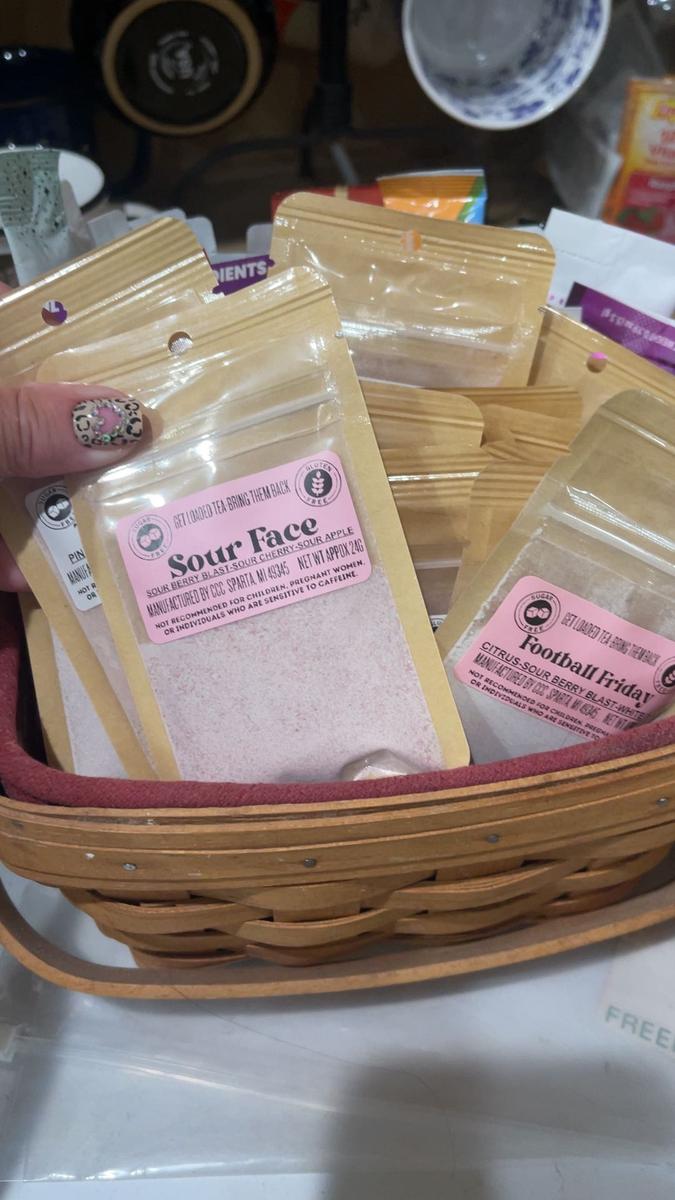 Item: Northern Lights-cotton candy/berry blast