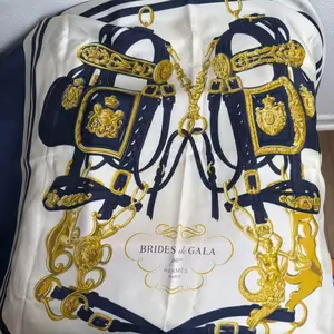 Pre-owned HERMÈS Silk Bag Accessories Brides de Gala scarf