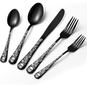 Gothic Style Stainless Steel Cutlery Set, Skull and Rose Pattern Cutlery Set Includes Spoon, Fork, and Knife, Holiday Party Cutlery Set, Christmas Stocking Stuffer Gift