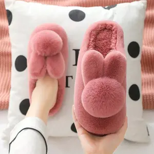 Cute Thick Sole Non Slip Indoor Plush Fur Lined Slipper Suitable For Autumn And Winter Can Be Worn Outdoors Simple Comfortable Furry Slippers