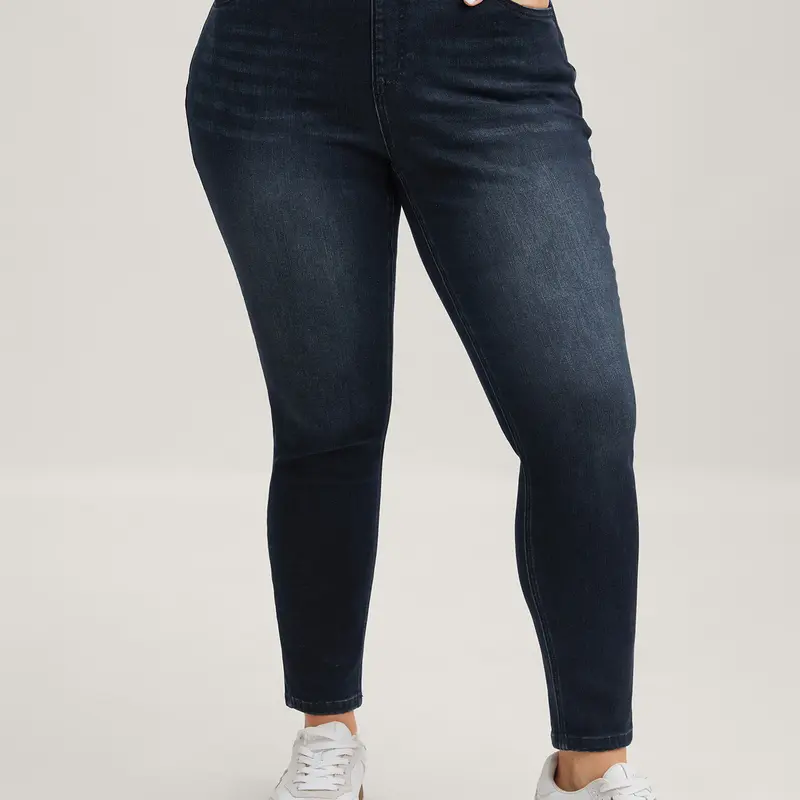 BloomChic Women's Plus Size Skinny Fit Denim Pants - Pull-On Butt Lifting Stretch Cotton Blend Bottoms with Slant Pockets, Dark Wash Casual Wear, Cold Wash Safe, Do Not Tumble Dry [M-6X] (Fall Pick, SohoChic)