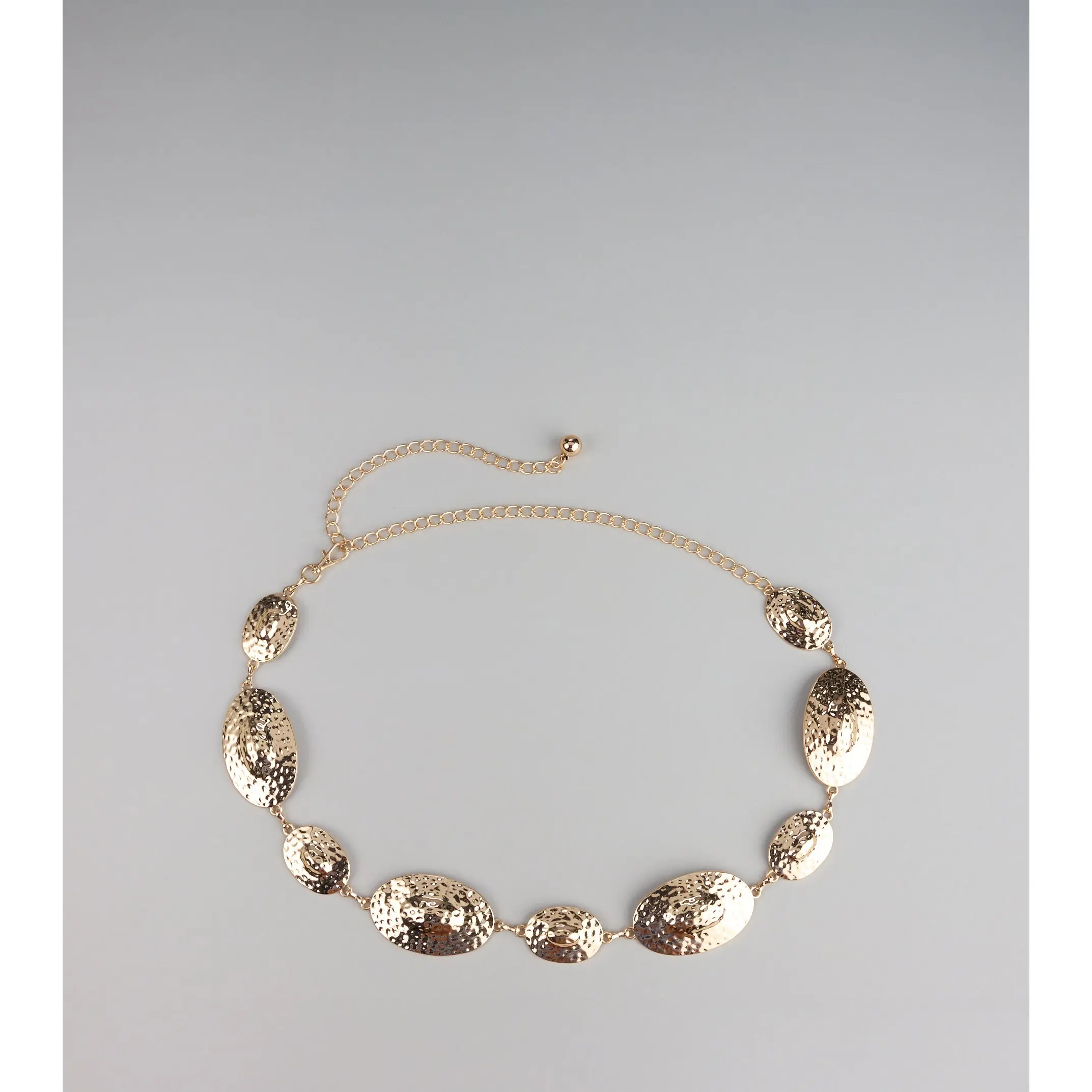 Bold Shine Etched Concho Chain Belt Bold Shine Etched Concho Chain Belt