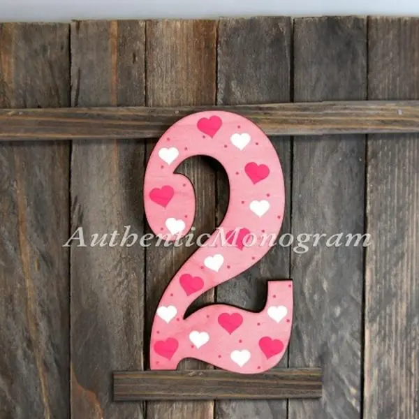 G.DeBrekht 91512R-18 No. 2 Painted Wooden Monogram