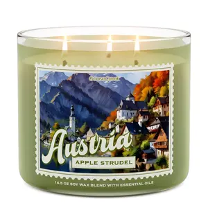 GooseCreek Apple Strudel Austria 3-Wick Candle 14.5 Oz Soy Wax Blend with Essential Oils Scented Aromatic Candle Decor Cozy