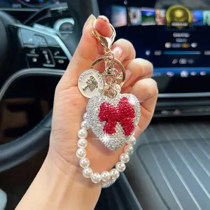 Fashion Heart Car Keychain Ring, Creative Bow Pearl Chain Bag Charm, Peach Heart Shaped Keyring, Cute Charms Keychain, Holiday Gift, Fashionable Alloy Keychain