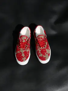 Men's Embroidered Floral Skate Shoes, Casual Canvas Sneakers, Anti-Slip Wear-Resistant, Mid Top, All Seasons, Large Size Available