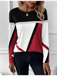 A new women's crewneck color-block patchwork geometric printed Fitted T-shirt, suitable for daily wear, vacation and commuting.