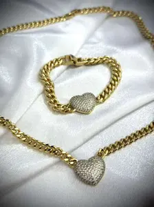 Hermosa Gargantilla de corazon