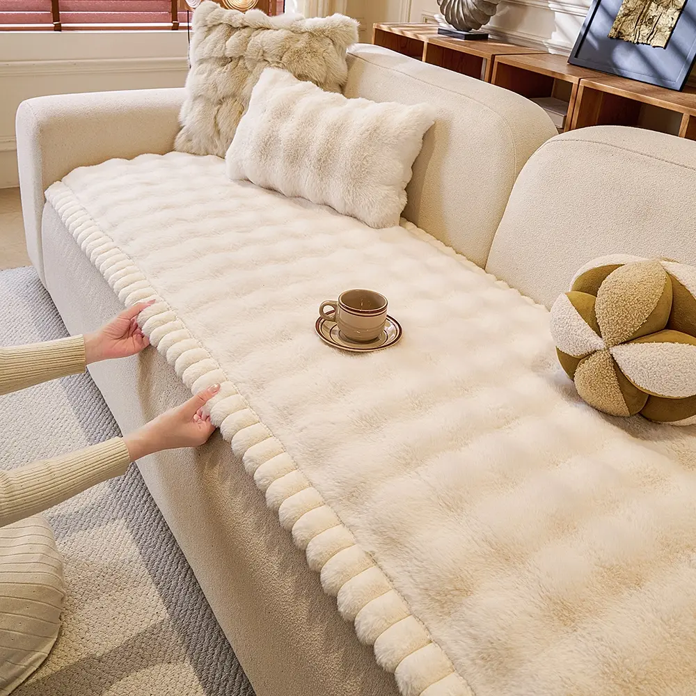 Modern Luxury Thick Faux Fur Sofa Cover, Soft Skin-Friendly Non-Slip Couch Cover, Pet Friendly Furniture Protector