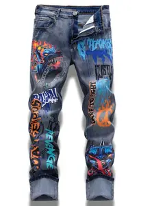 European and American Printed Graffiti Wolf Distressed Washed and Distressed Fitted Casual Jeans Men Jeans Para Hombre
