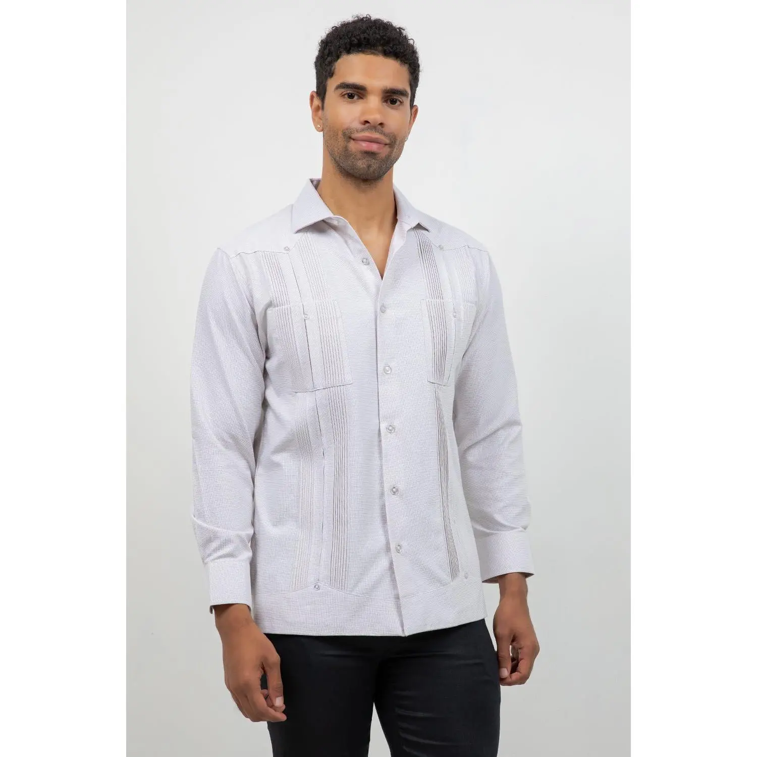 Cotton Blend Guayabera Long Sleeve Two Pocket Square Pleated