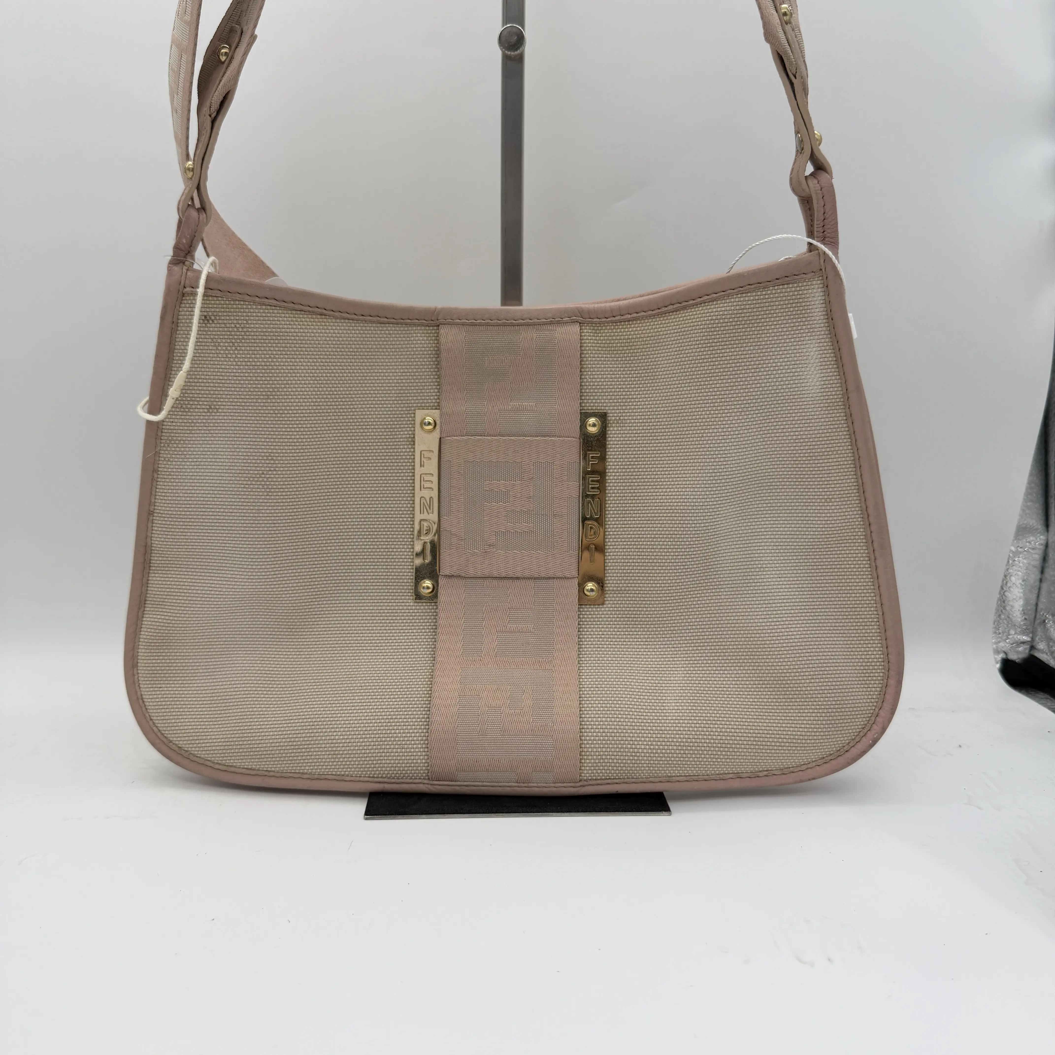 Pre-owned FENDI Baguette bag