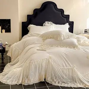 Princess Style Lace Bedding Set, 3pcs Includes 1 Ruffled Duvet Cover and 2 Pillowcases, Soft Fabric, Zipper Design, All Seasons, Soft Bedding Sets