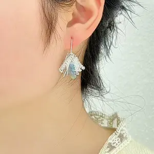 Korean Japanese Crystal Flower Earrings Unique Design High-end Pure Silver Ear Accessories Ear Hooks 2026 New Popular Stud Earrings