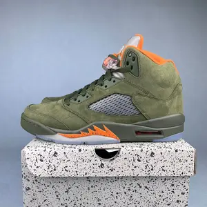 Olive green men's lace-up outdoor sports shoes, breathable casual running shoes