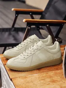 Men's Fashionable Colorblock Lace Up Low Top Sneakers, Casual Comfortable Breathable Sports Shoes, Male All-match Round Toe Shoes for Daily Wear, Closed