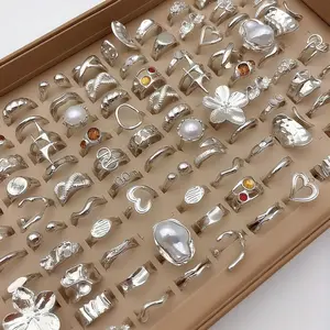 Women's Elegant Vintage Ring Set with Floral & Faux Pearl Designs, Perfect for Daily Wear, Parties, Weddings, Autumn Winter Jewelry Collection, Fashion Rings