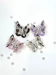 Metal Movable Butterfly DIY Crystal Pendant Beading Material for Jewelry Making Adding Dynamic and Delicate Charm DIY Diamond bead  shop phone charm silicone pick charm bead pen sale
