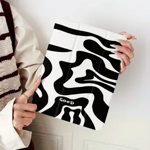 Zebra stripe design pattern, with adjustable stand and pen slot, foldable anti-slip TPU protective case, suitable for Samsung, iPad mini, iPad Air, iPad Pro/iPad 10th generation, 11th generation and other series of iPad protective cases.