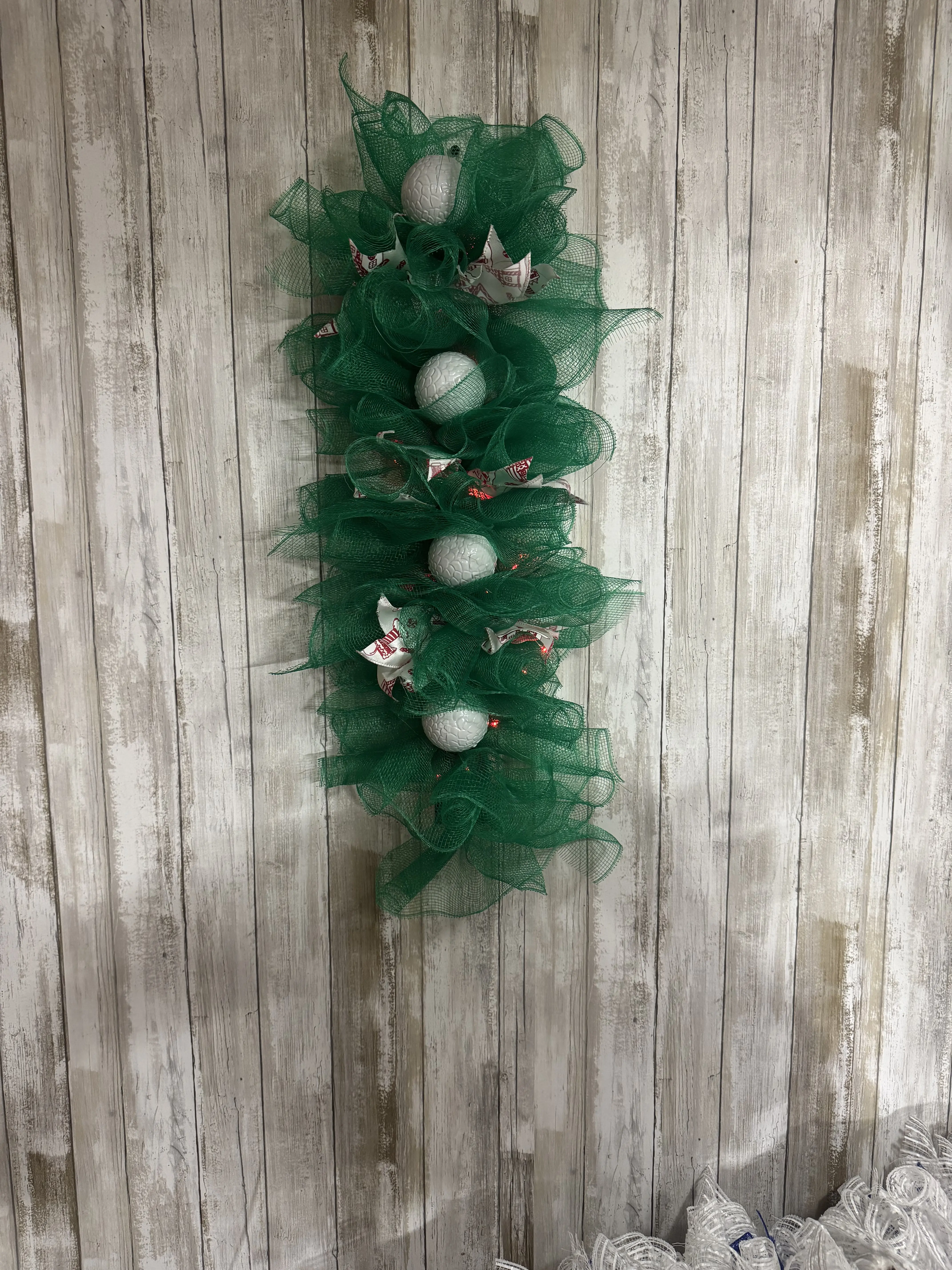 Swag wreath