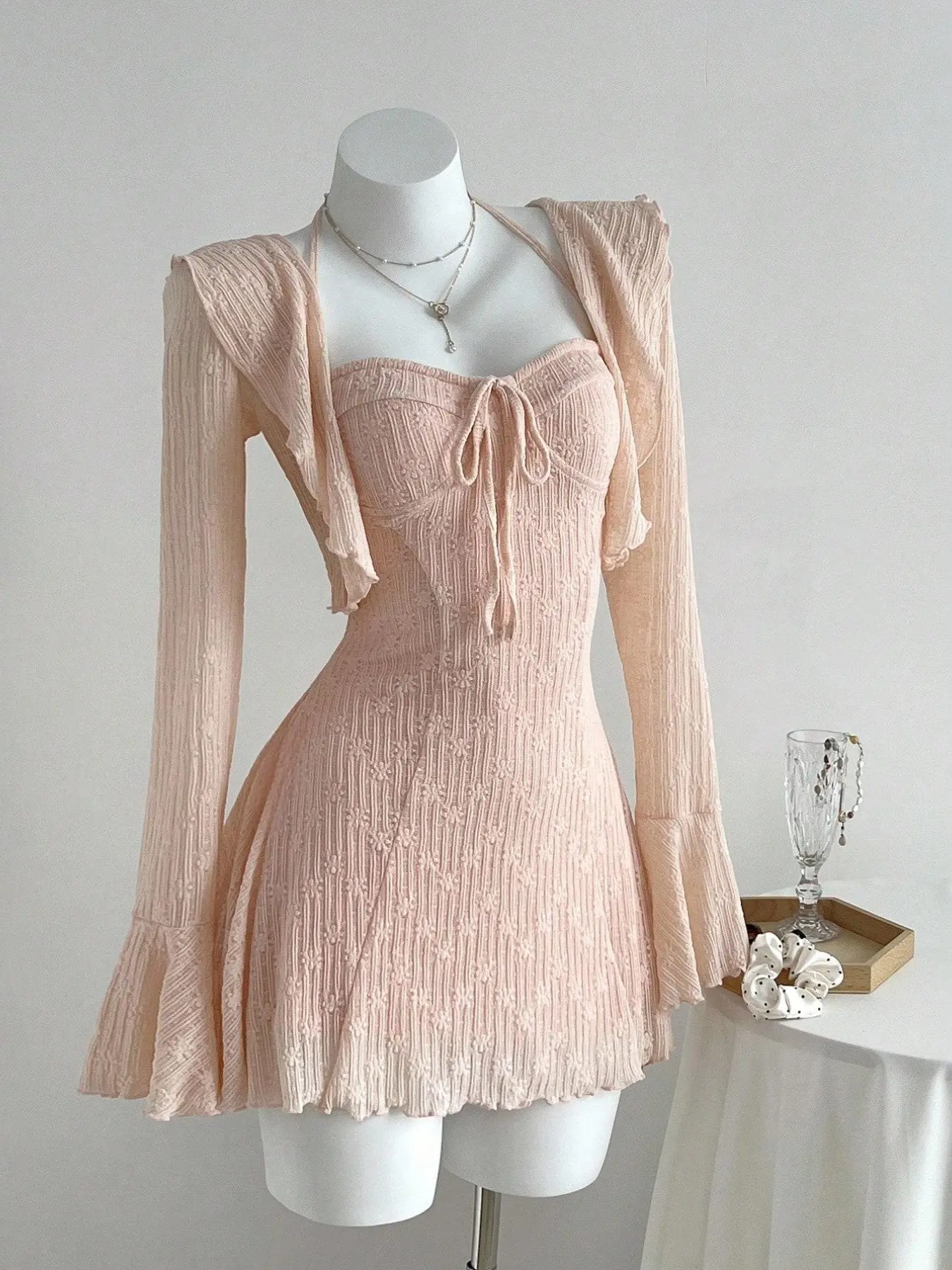 Women's Two-Piece Set Outfit Summer Fashion Cute Elegance Feminine Long Sleeve Flared Lace Top and Lace Halter Waist Cinched A-Line Mini Dress, Casual Style, Plain Pattern, A Line Dresses, Padmes Picnic Dress