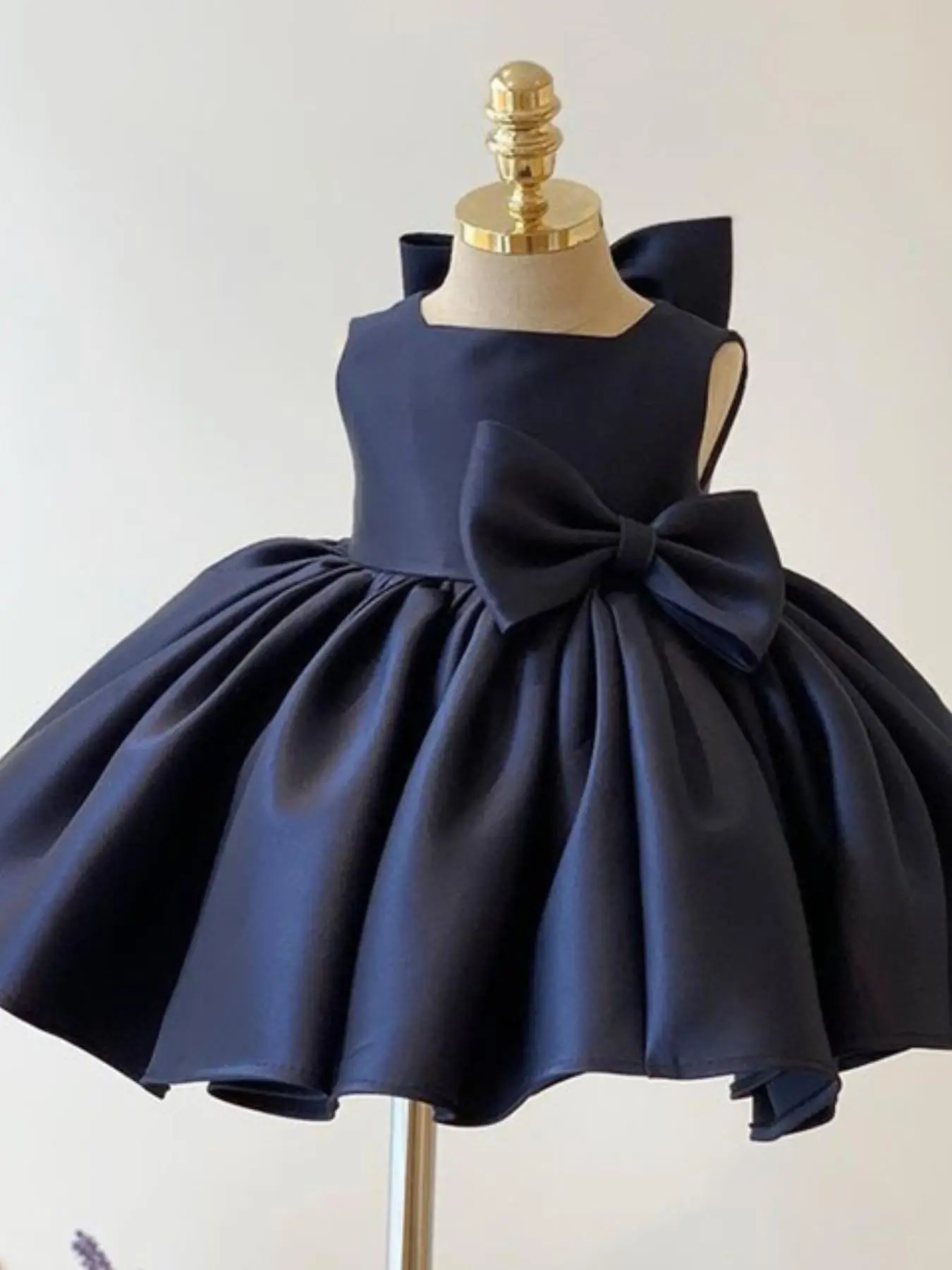 Baby Girl Dark Blue Dress Elegant Simple One Piece Big Bow Design Sleeveless Lovely Bow Dress Suitable for Christening Birthday Party, Baby Clothing