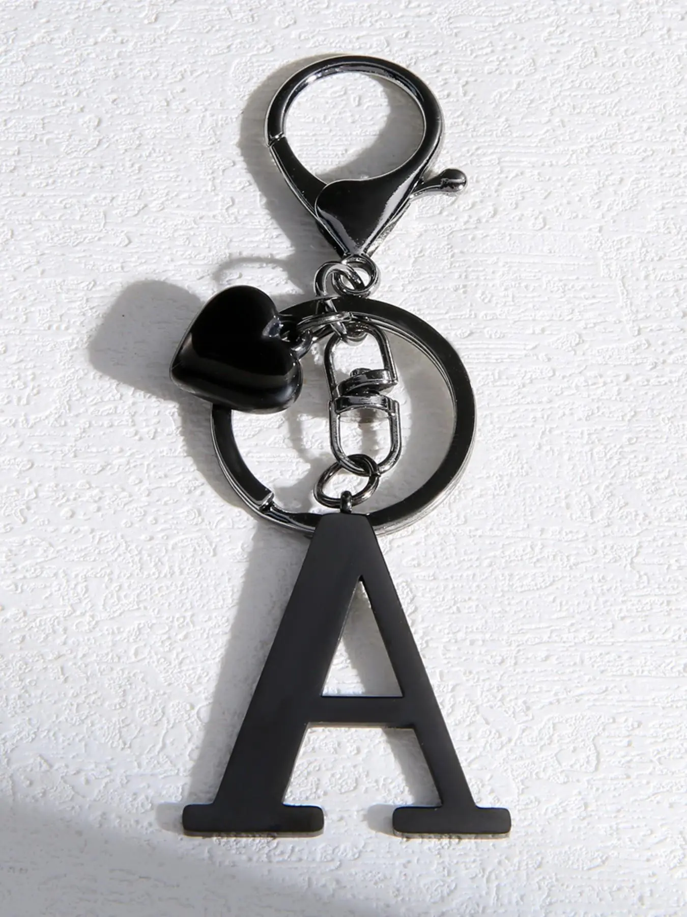 Cute Initial Letter Girly Keychain Accessories for Ladies & Girls, Heart-Shaped Design, Perfect for Wallets Bags Backpacks