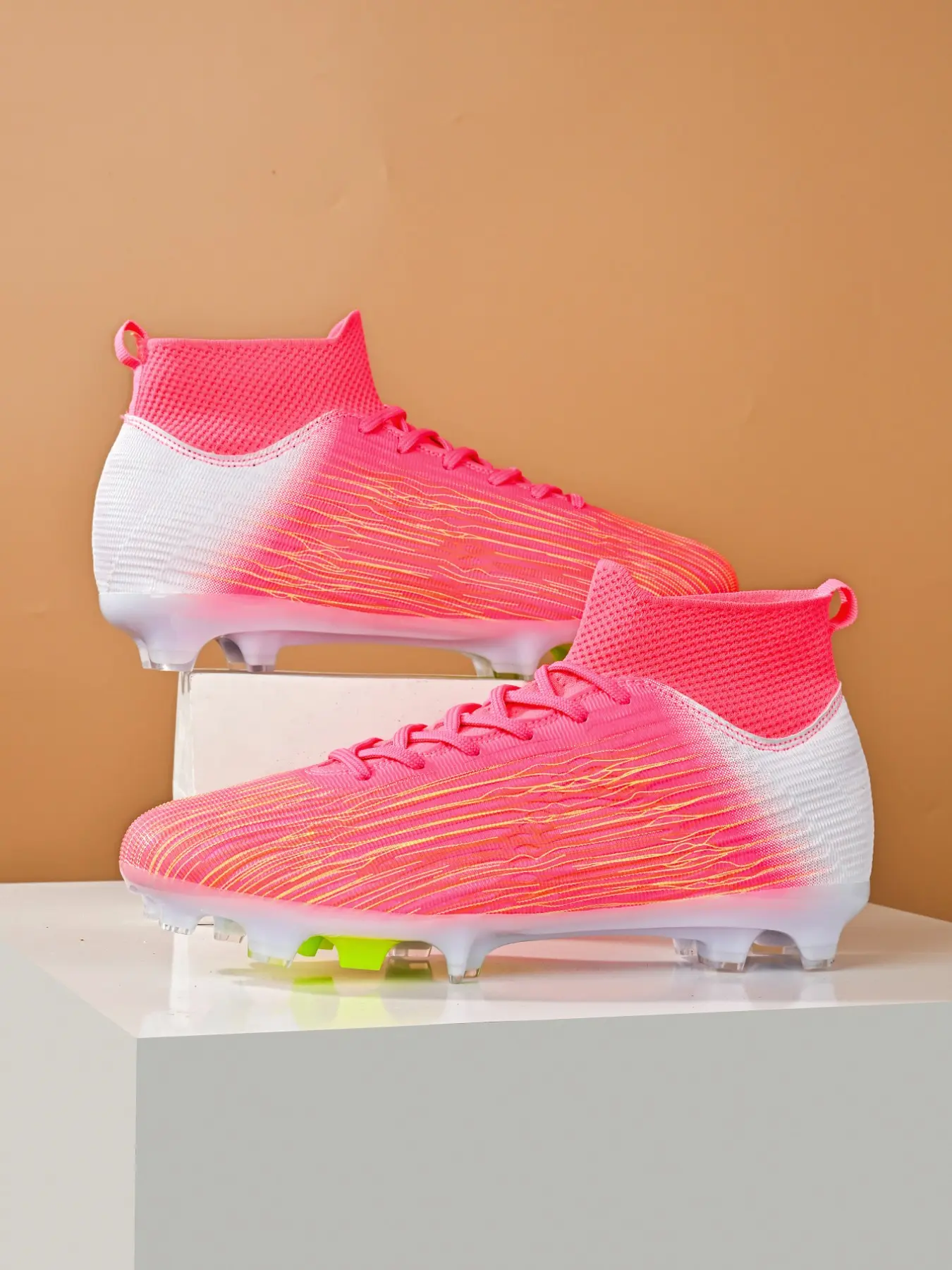 Men's High-Top Soccer Shoes, Football Cleats, Training Soccer Boots, Leather & Mesh, Breathable, Anti-Slip, Lightweight, Fashionable, Ideal for Training & Outdoor Activities
